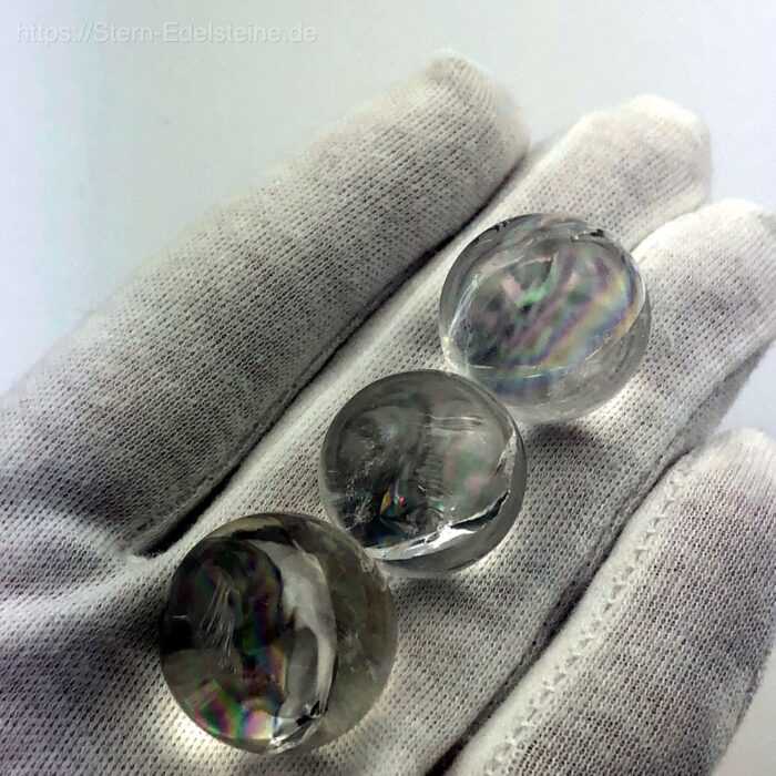 kugeln-Regenbogen-mini-kristallkugel2 Kugeln - Bergkristall Mini Regenbogenkugel – Bild 2