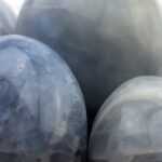 Palm- und Sorgensteine - Blauer Calcit Palmstein – Bild 2