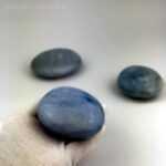 Palm- und Sorgensteine - Blauer Calcit Palmstein