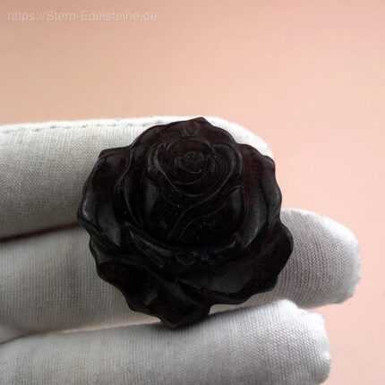 Schnitzereien - Erdbeerquarz Rose