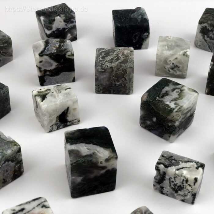 Schnitzereien - Moosachat Würfel – Bild 3