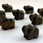 Schnitzereien - Elefanten Tigerauge