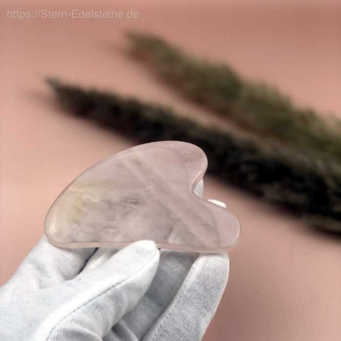 Selfcare - Gua Sha Rosenquarz – Bild 1